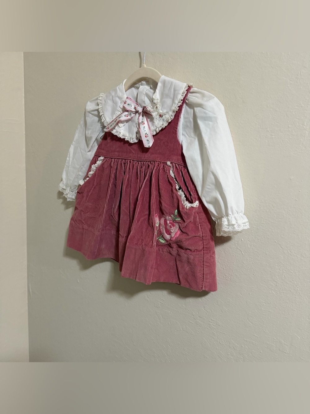 Vintage Toddler Girl 2-Piece Set Rose Pink Corduroy Pinafore & Lace Blouse 3T - Picture 7 of 14